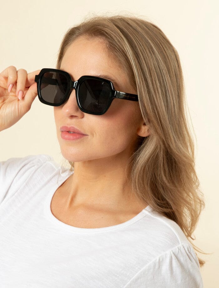 Gisele Sunglasses Black