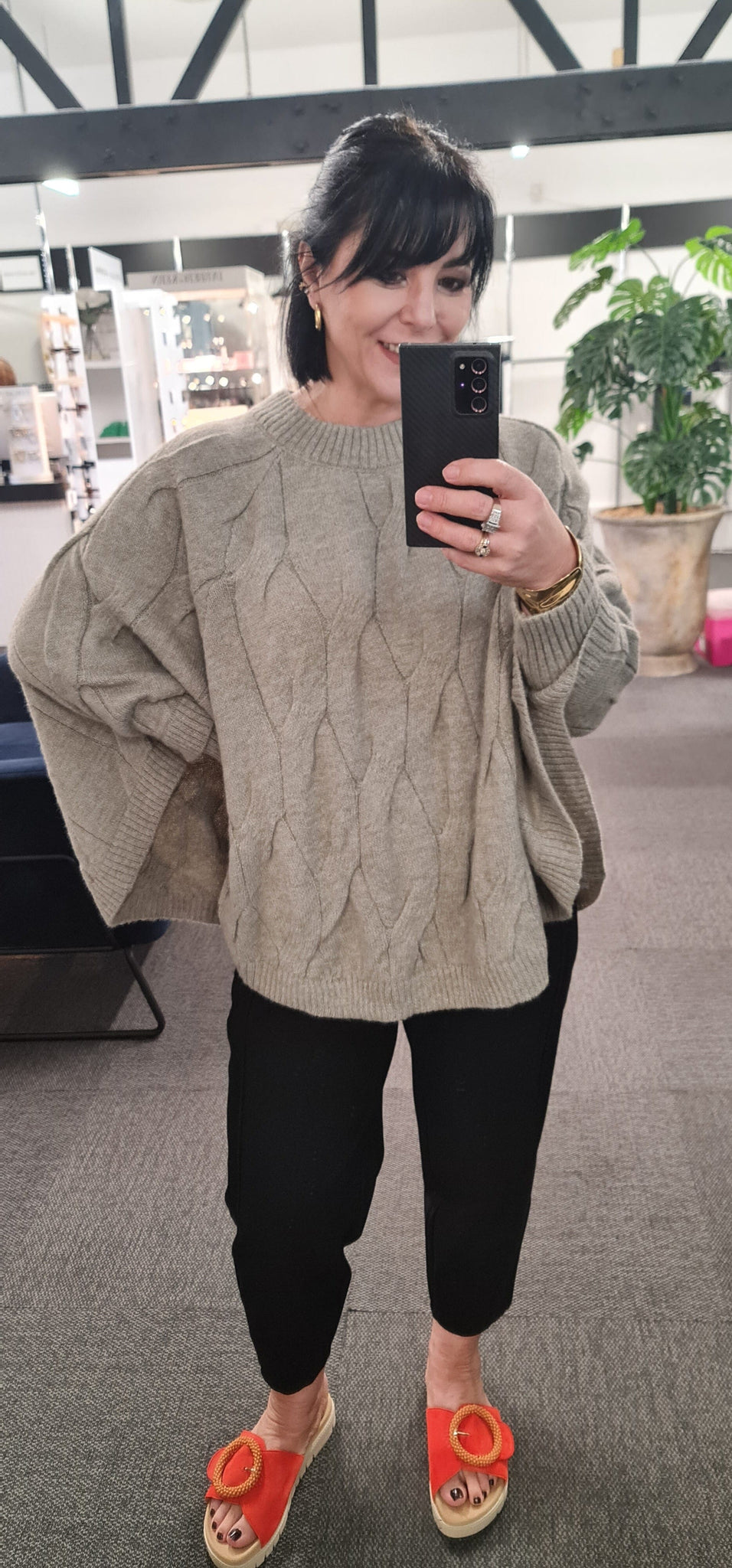 Cable Poncho Sage
