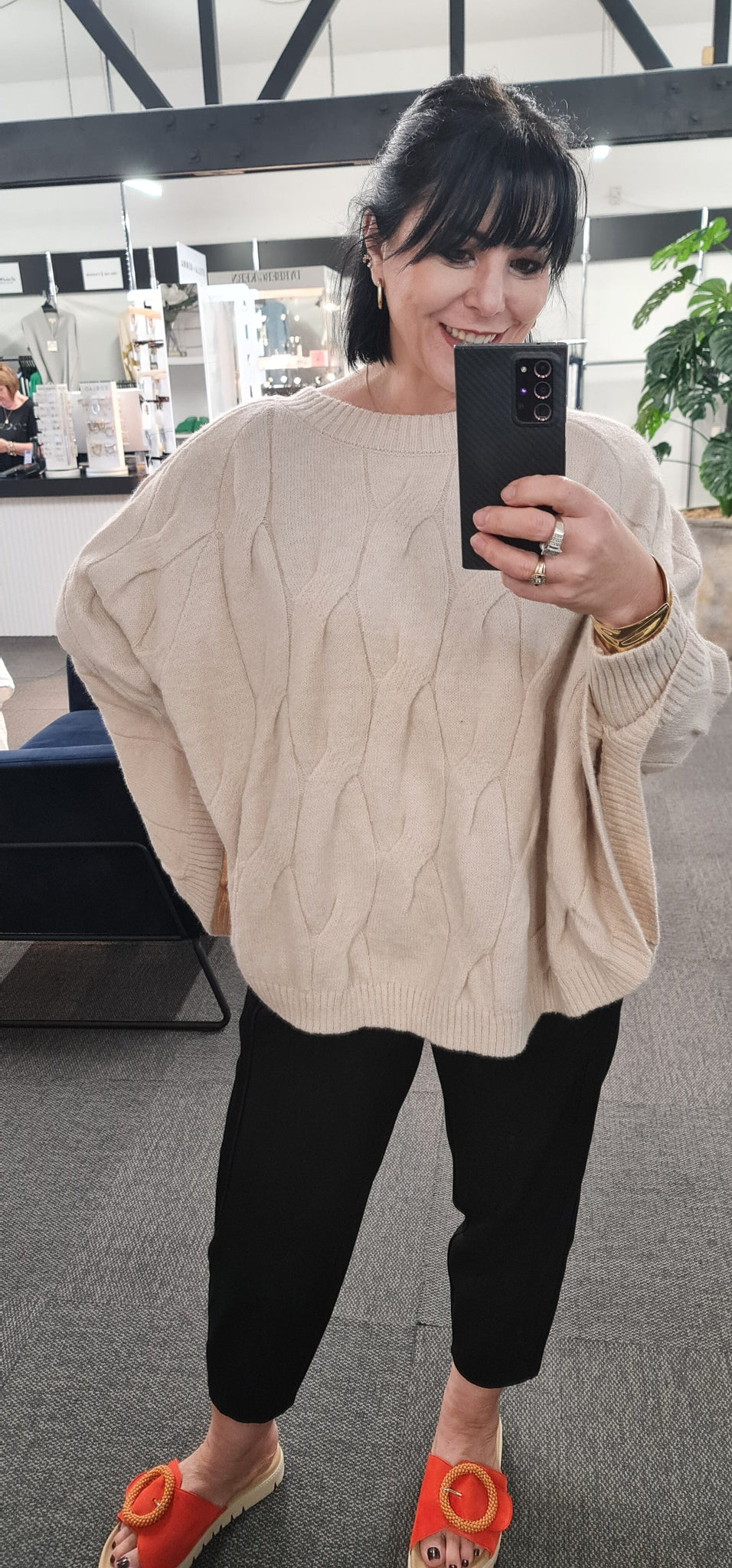 Cable Poncho Rice