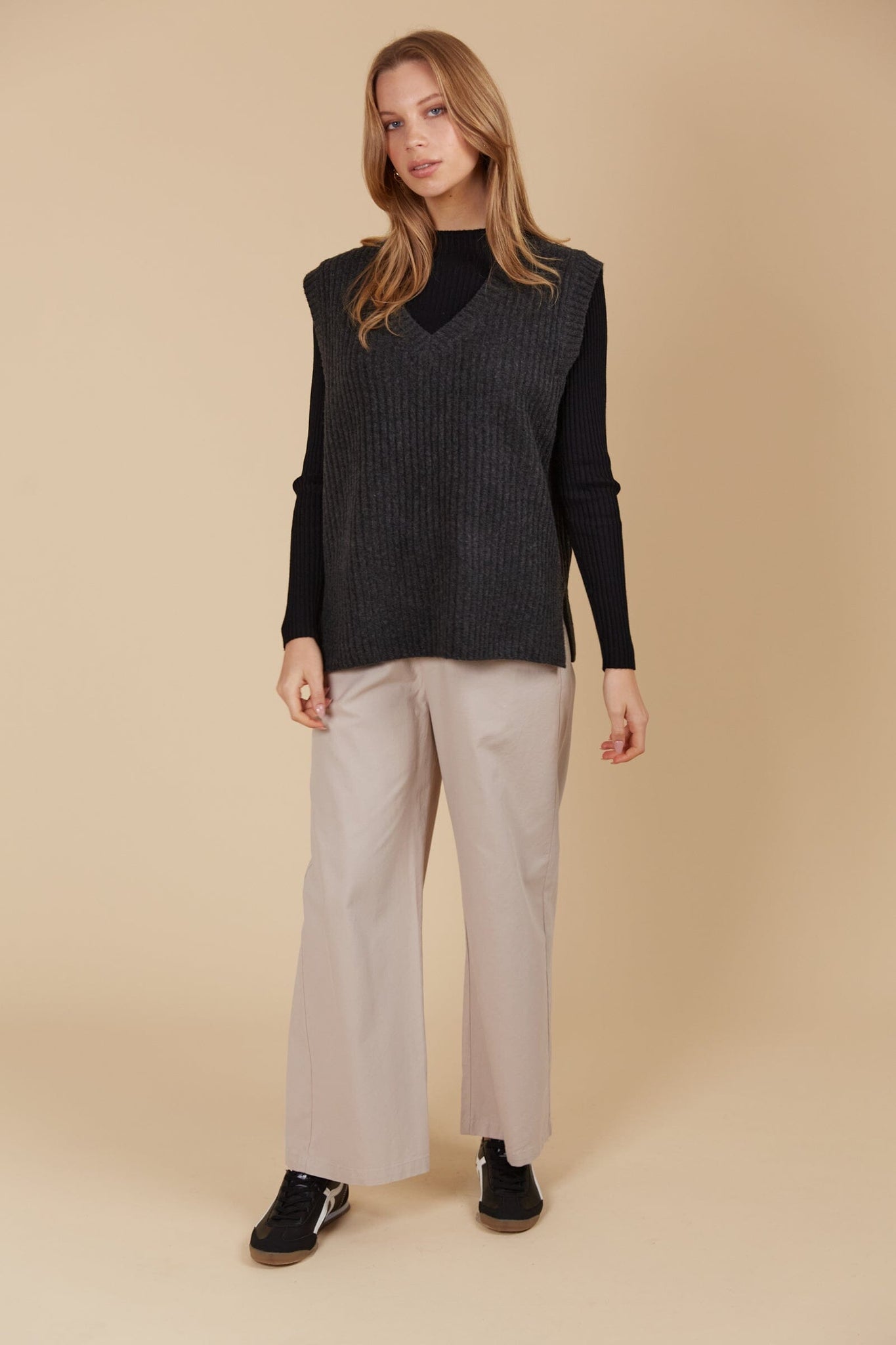 Miru Knit Vest - Ash
