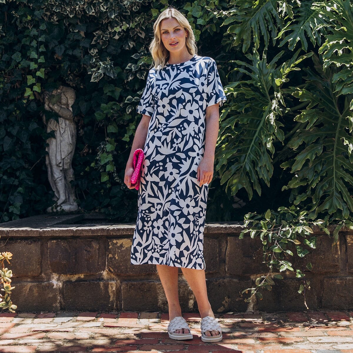 STENCIL FLORAL TEE DRESS