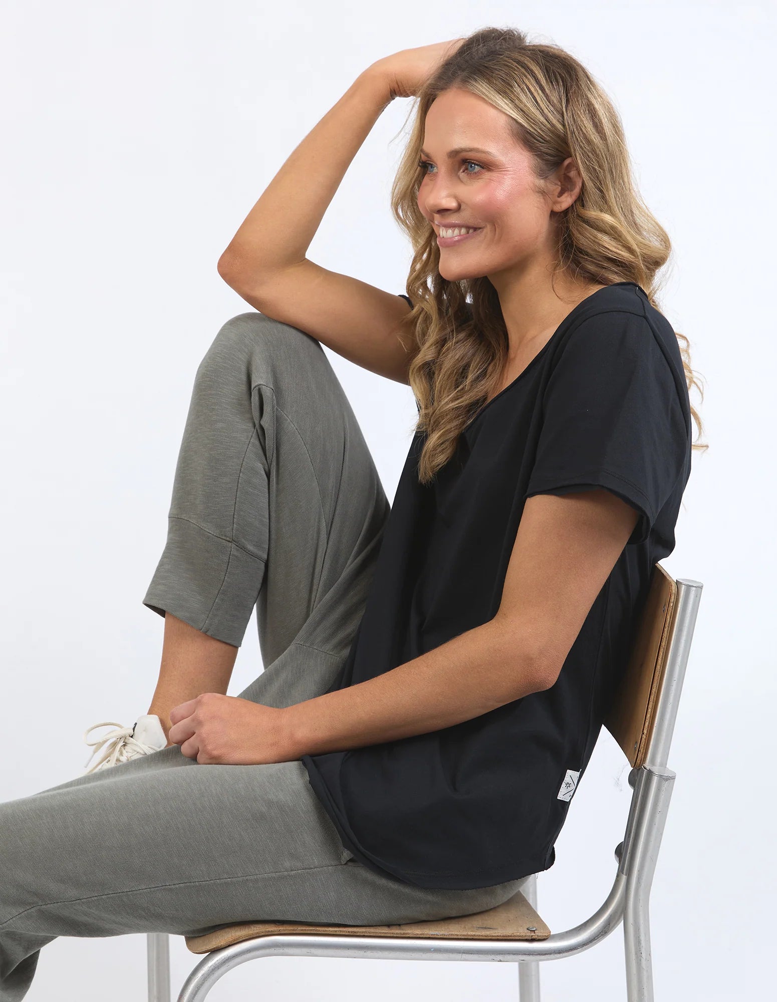 Pima Vee Tee Black