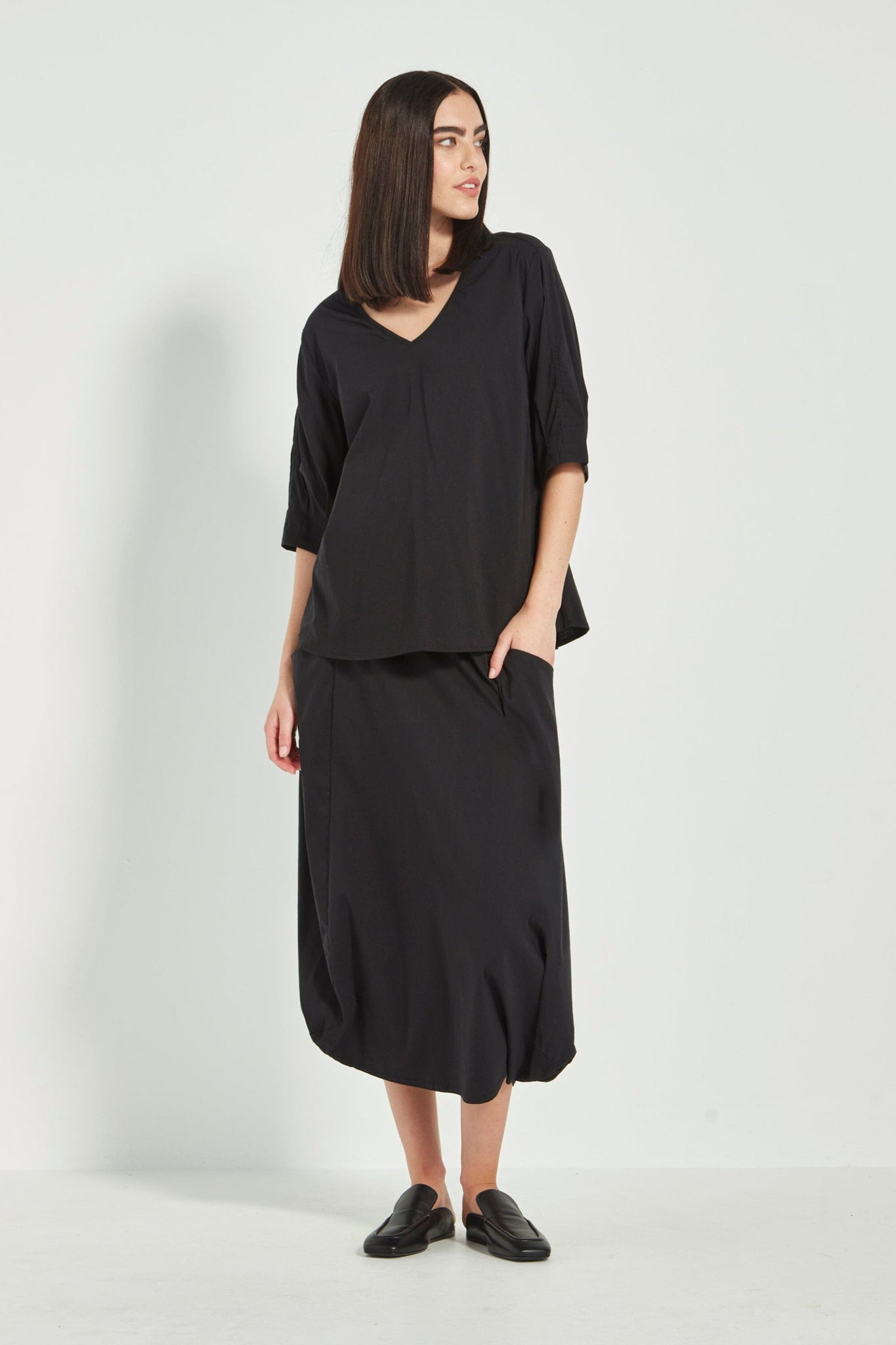 ACROBAT RUMOUR TOP - BLACK