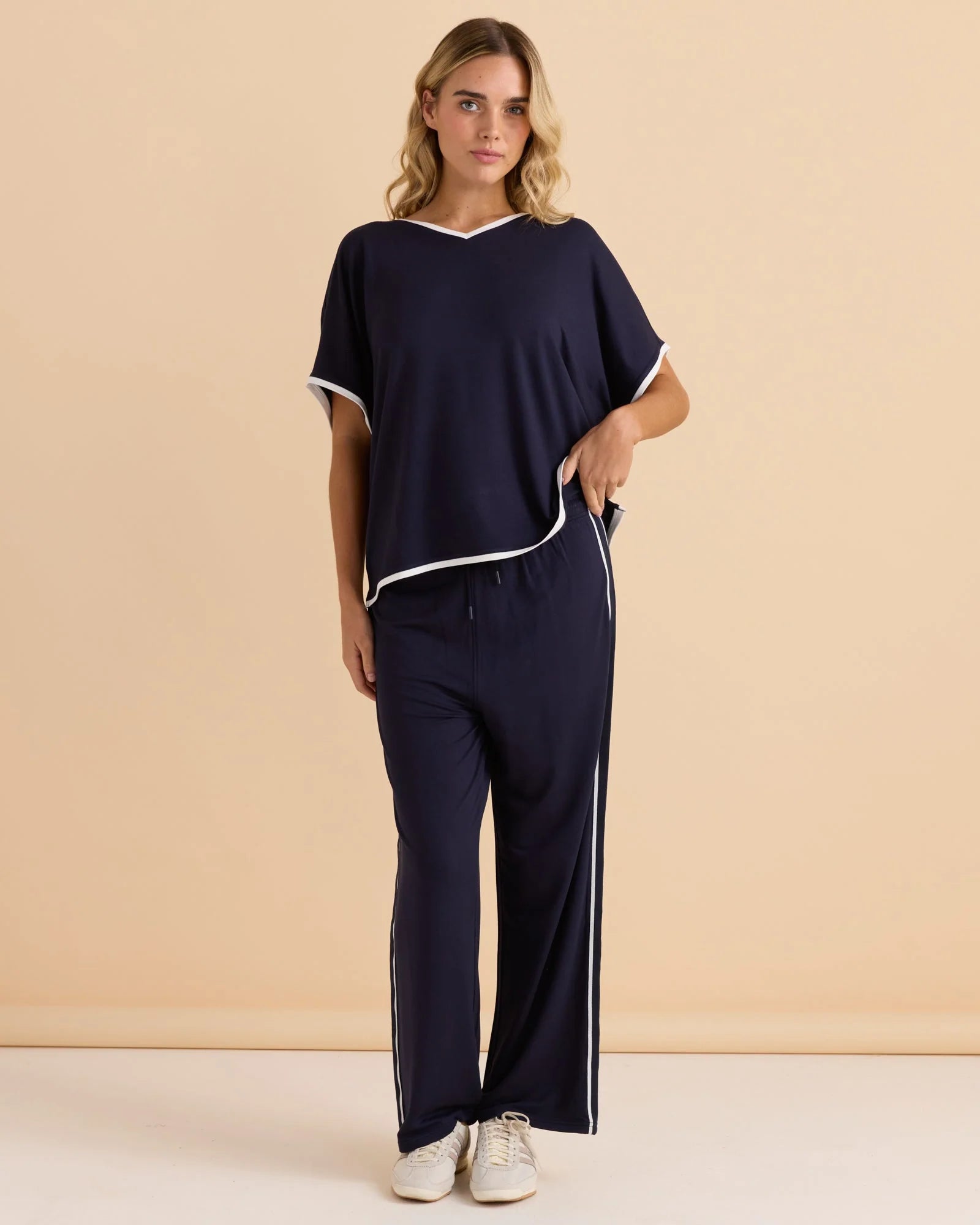 Evelyn Wide Leg Jogger Navy