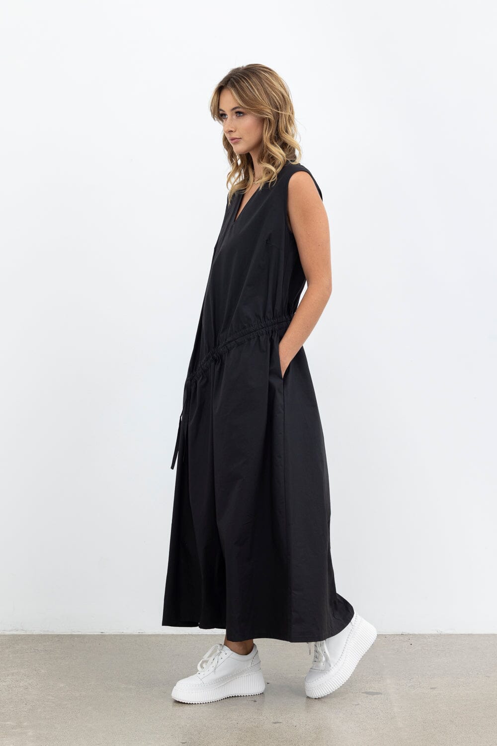 Cinematic Dress Black