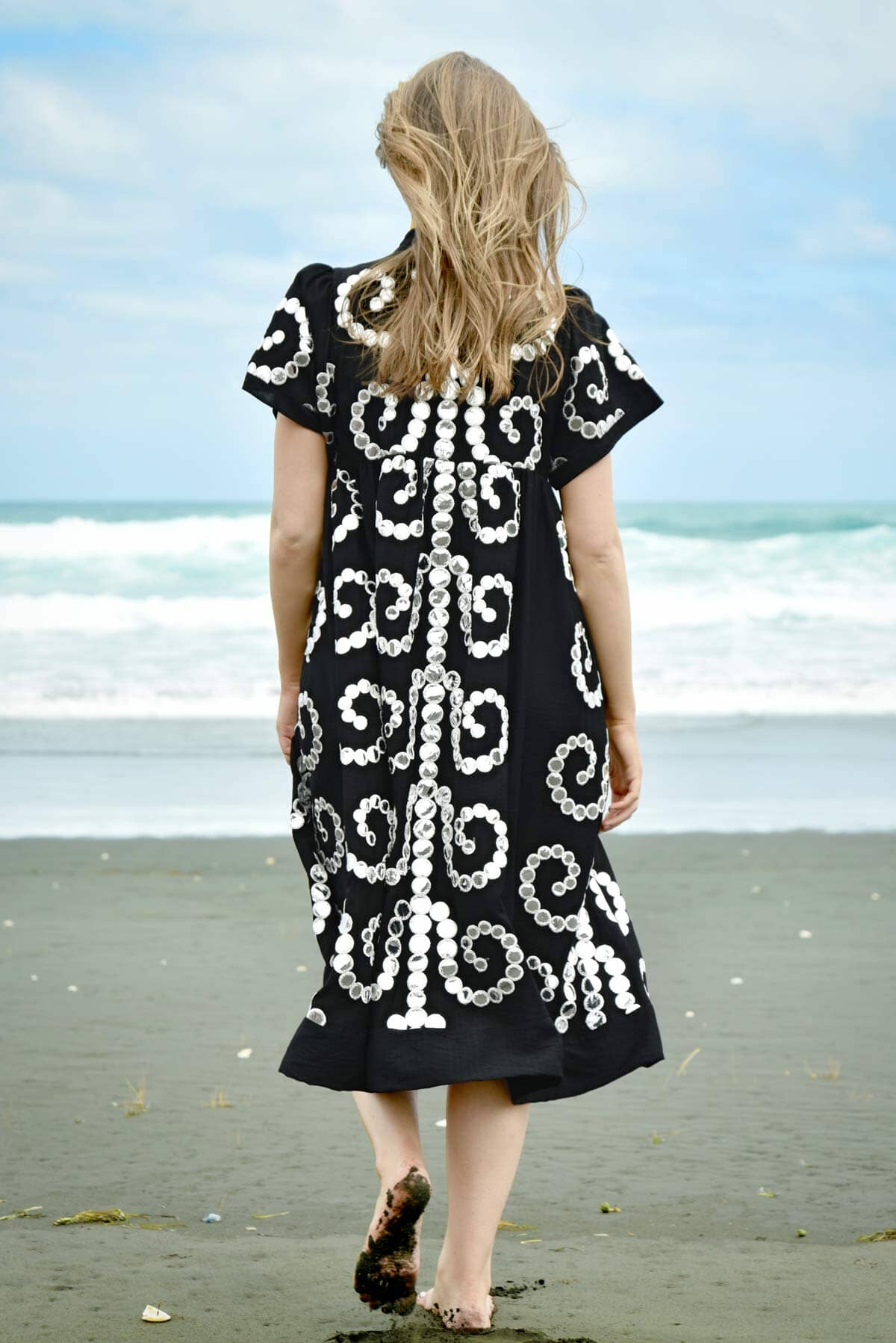 Round + Round Dress Black