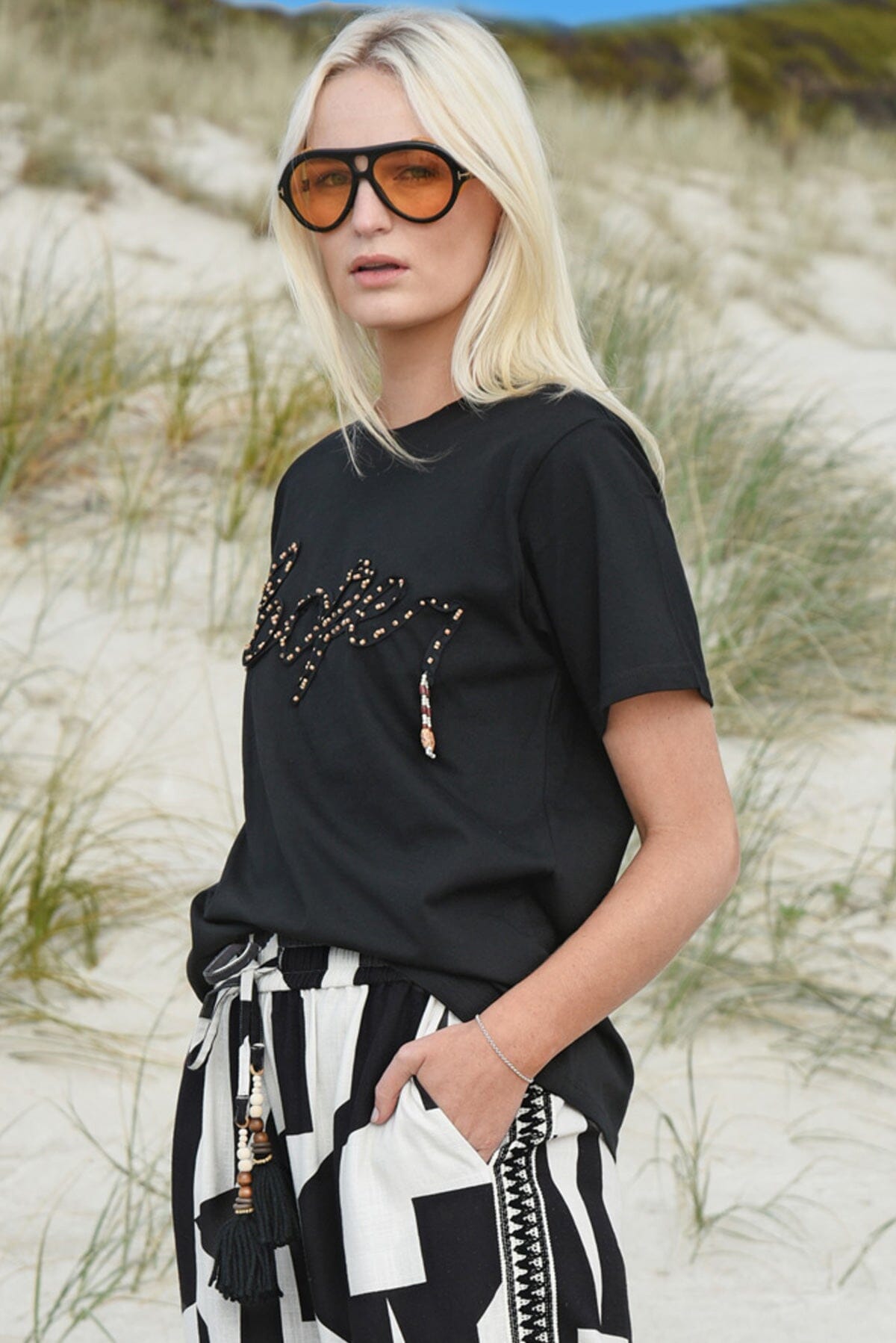 End Name T-Shirt Black