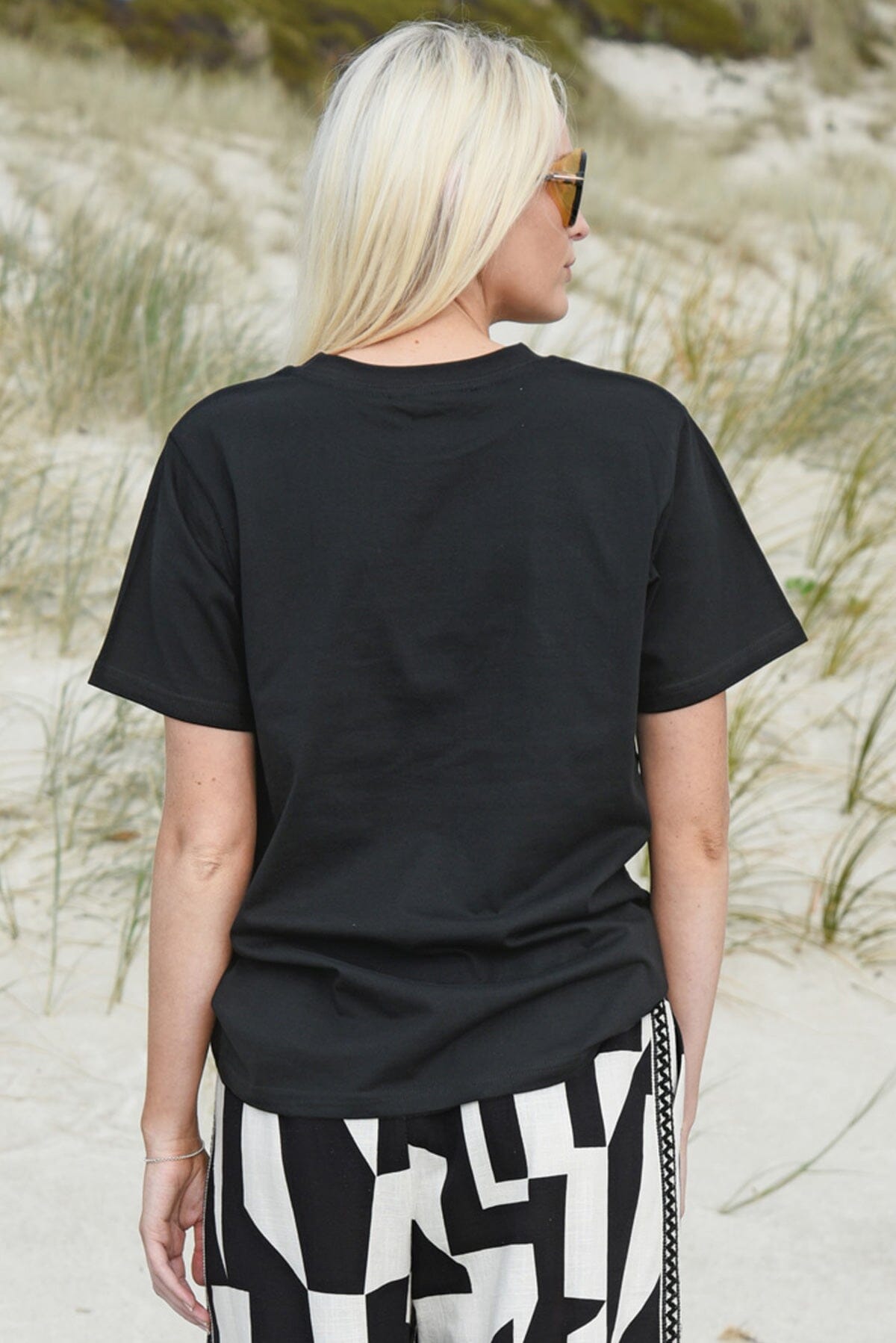 End Name T-Shirt Black