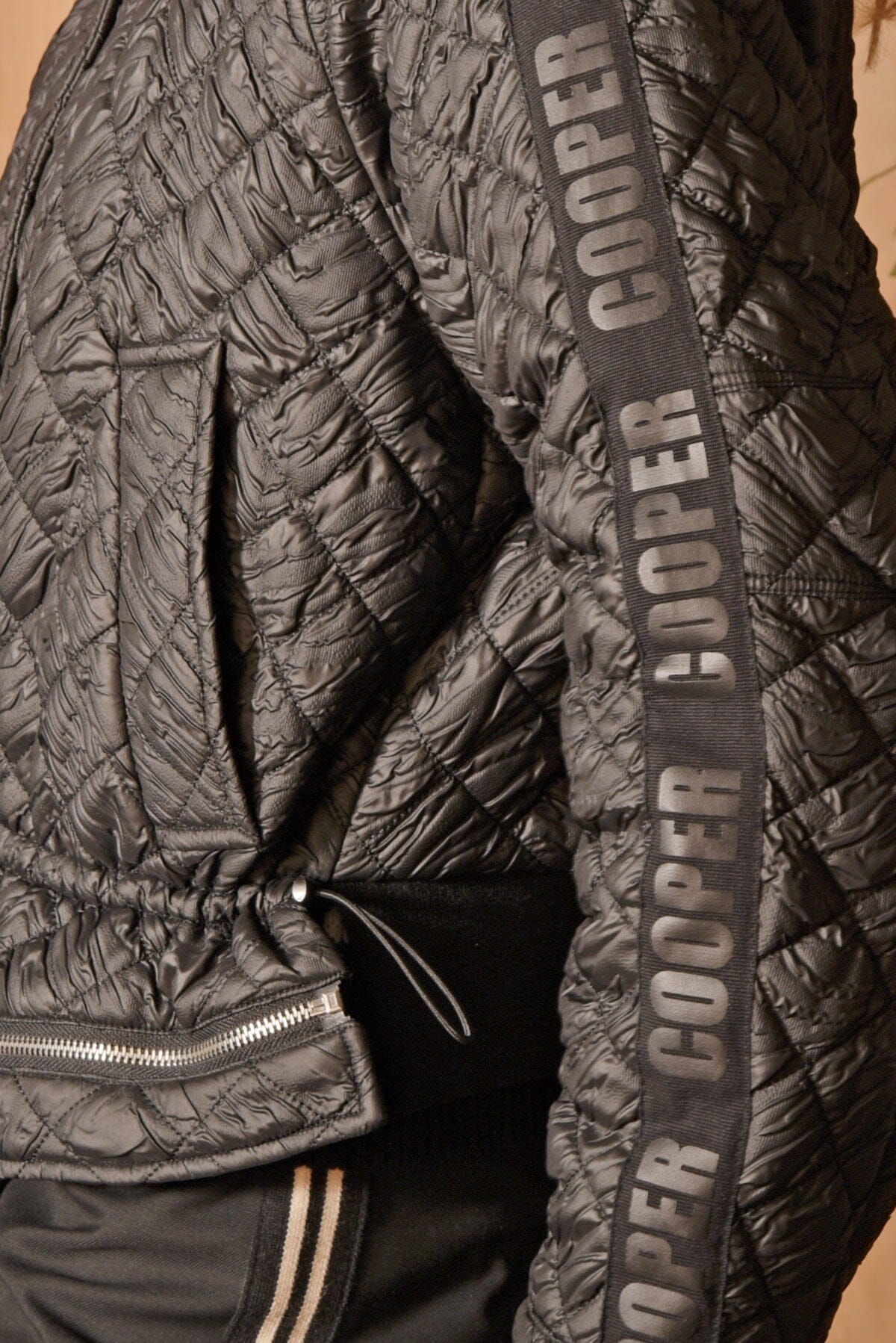 ZIP IT OFF JACKET BLACK