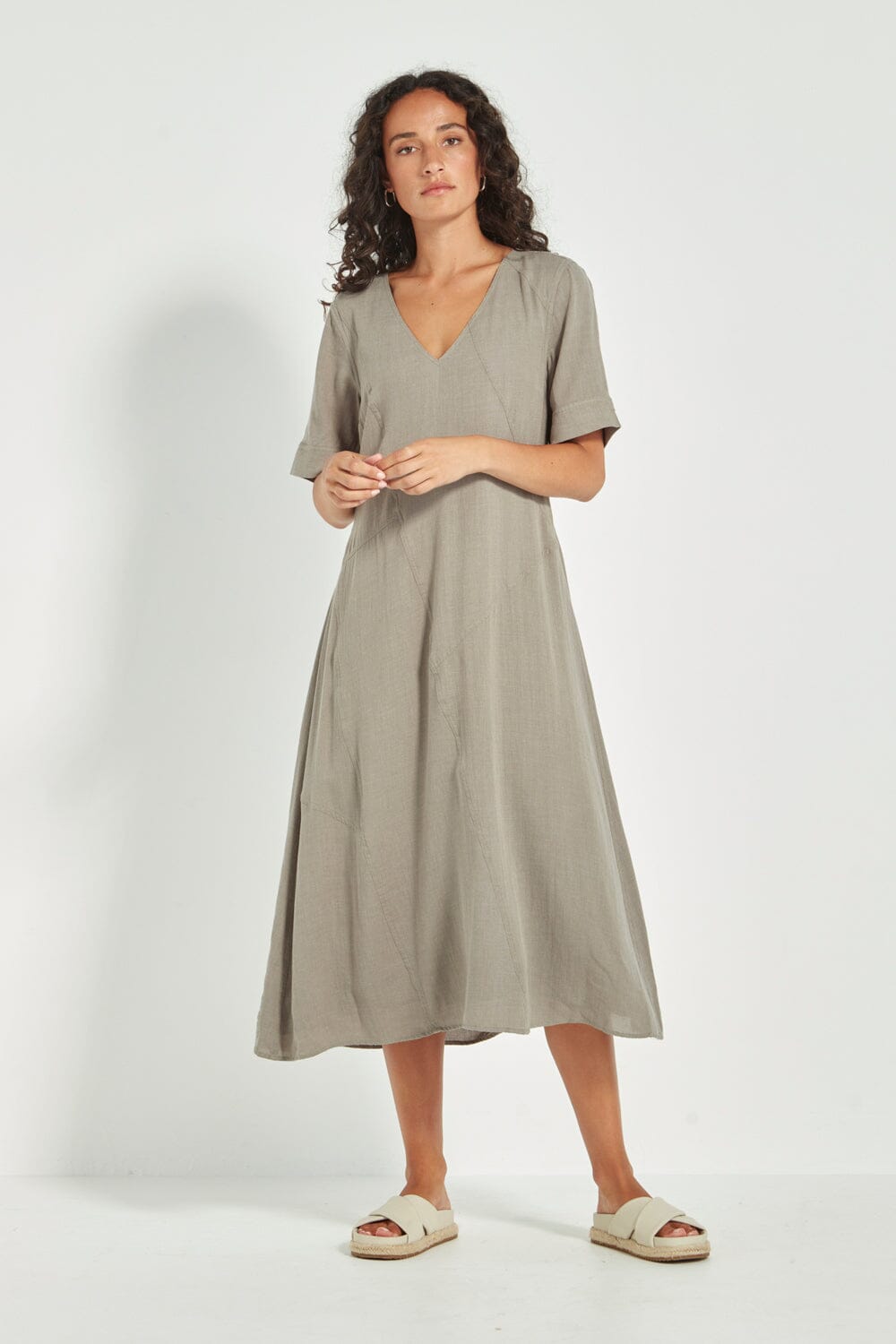 CAYMAN DRESS - GREEN TEA