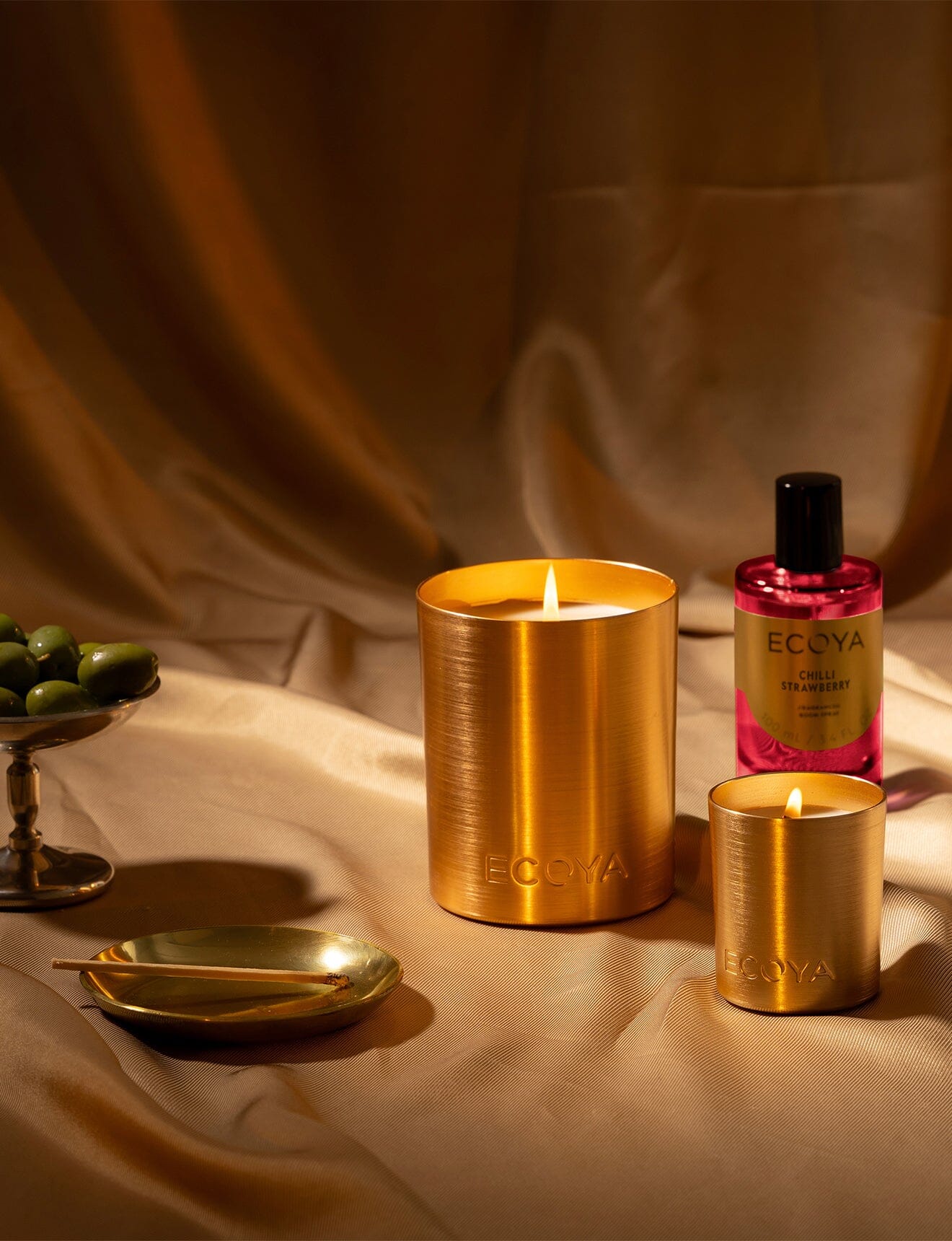 Chilli Strawberry Goldie Candle Holiday Collection