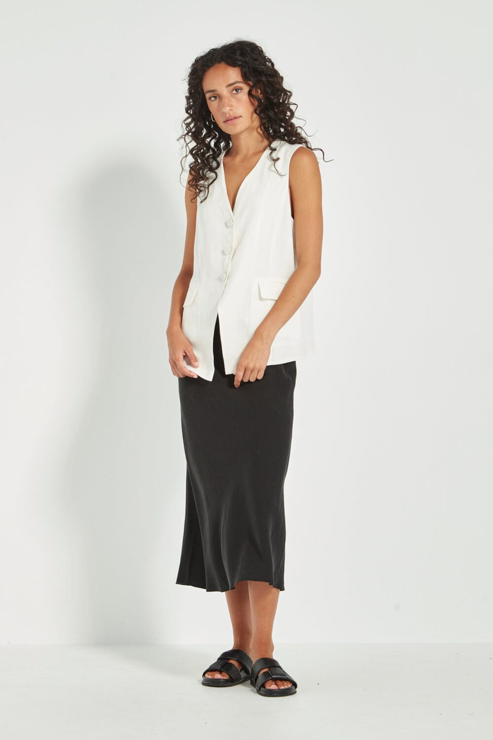 ISLA SKIRT - BLACK