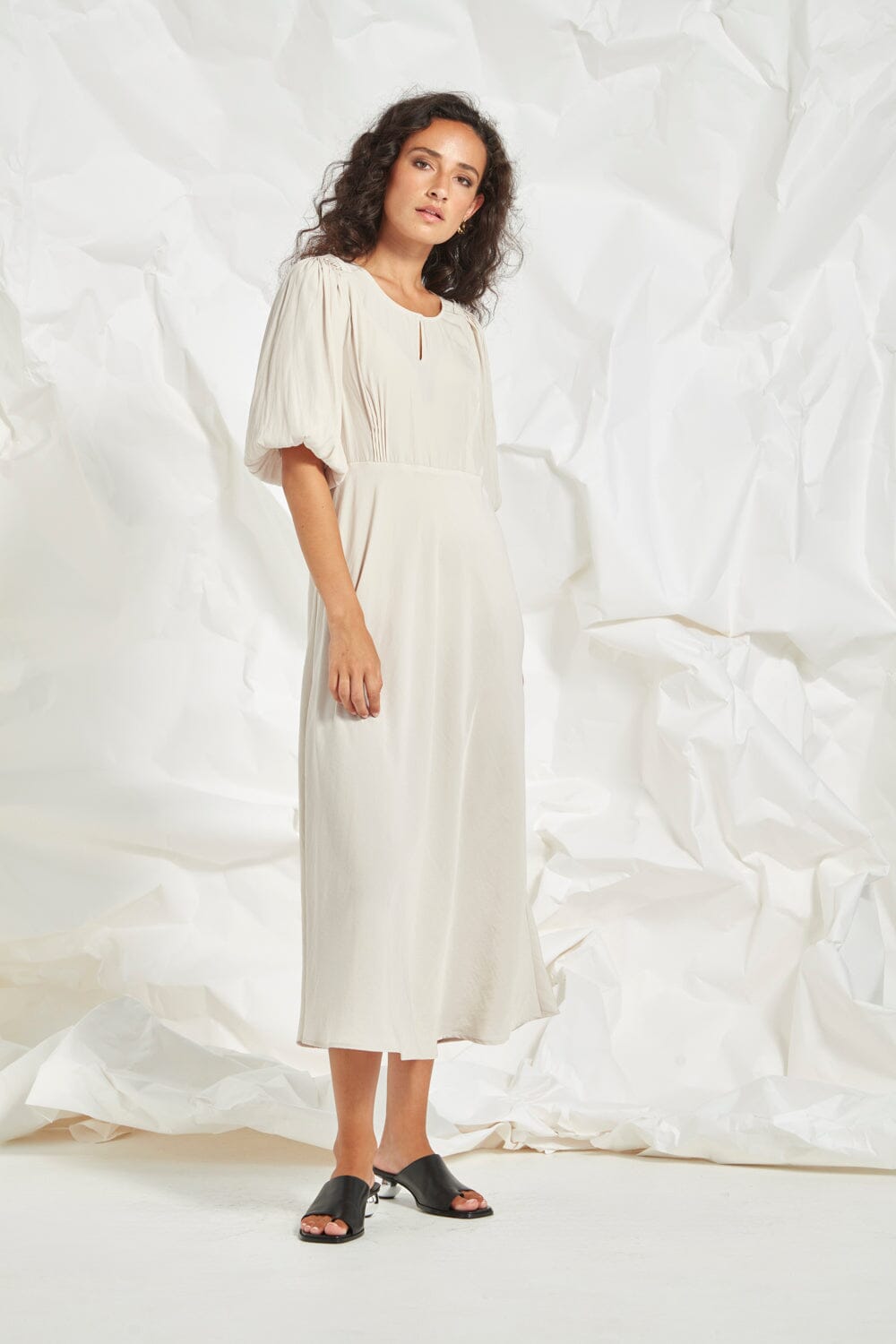 OPULENT DRESS - CHAMPANGE