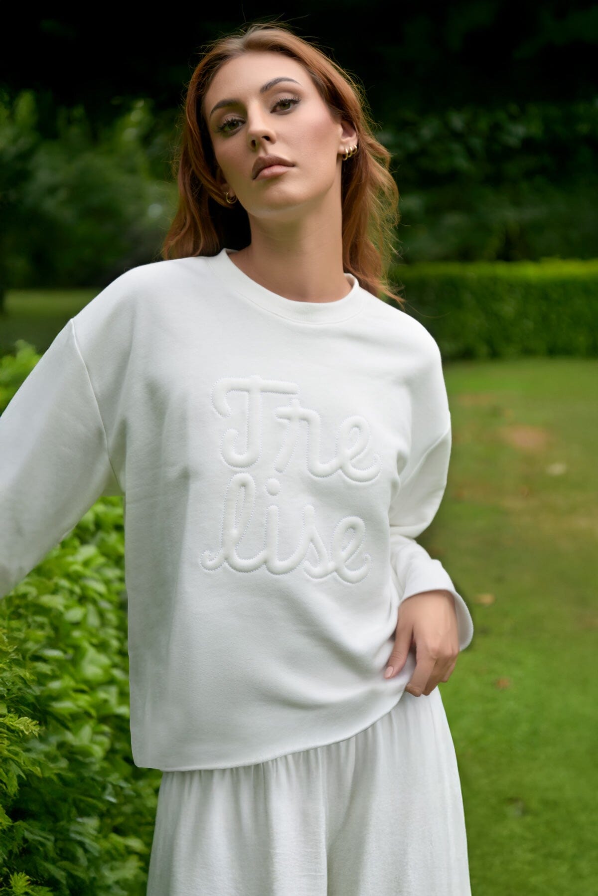Emboss Lady Sweatshirt White