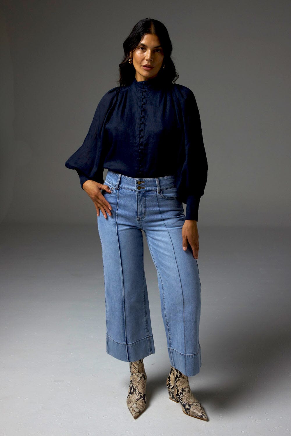 Atlas Top Midnight