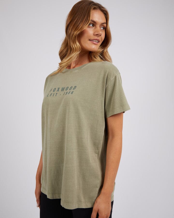 AUTHENTIC TEE DARK SAGE