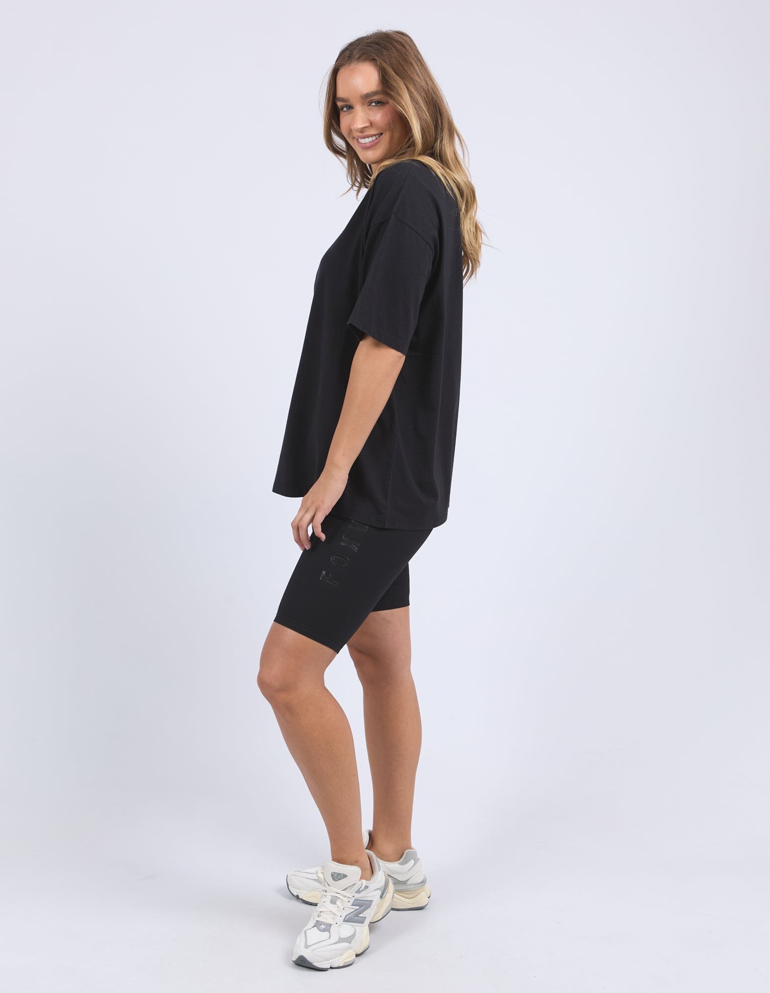 Captain Tee Washed Black