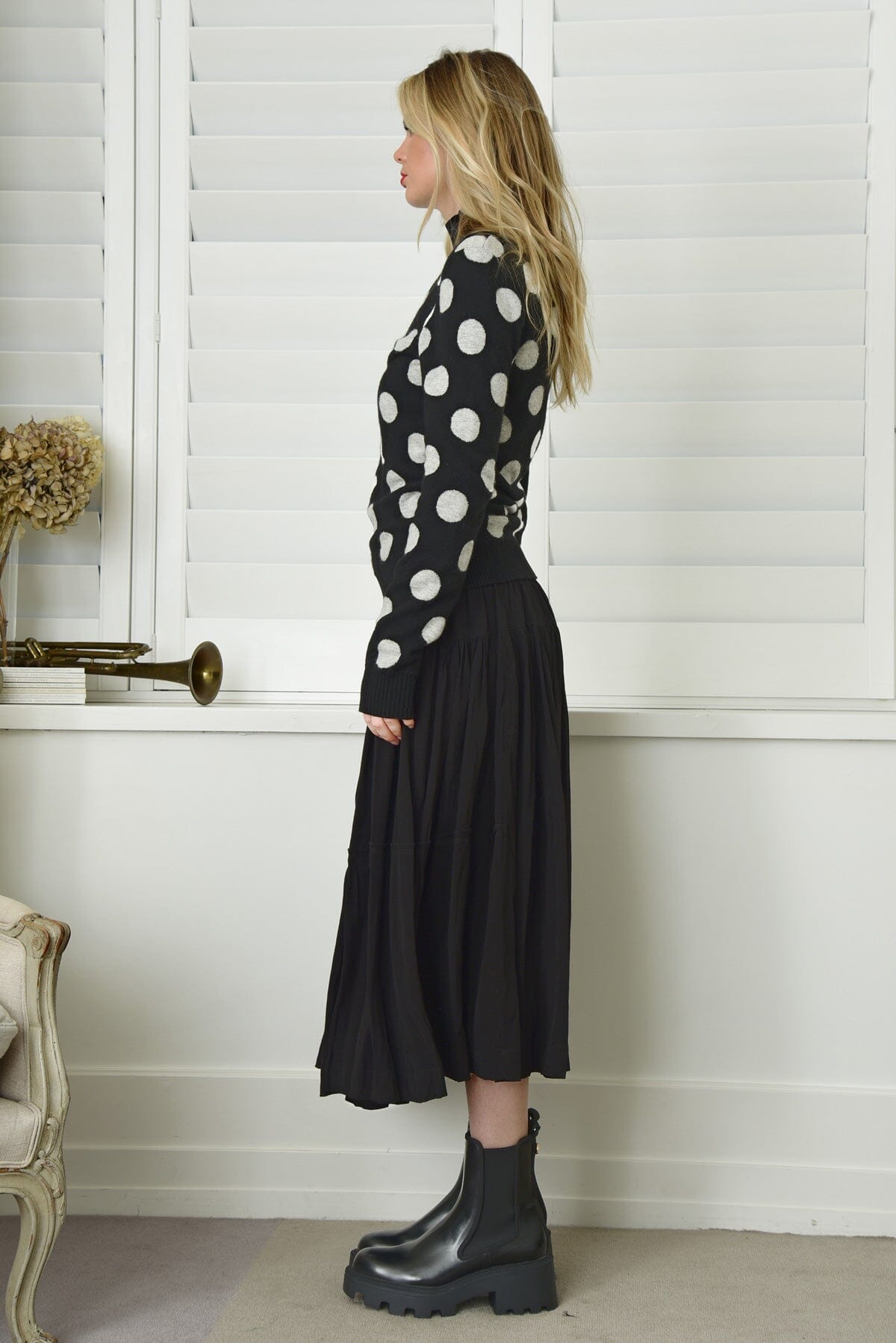 Trelise Cooper - Black Tuck It Up skirt - Curate by Trelise on Designer  Wardrobe