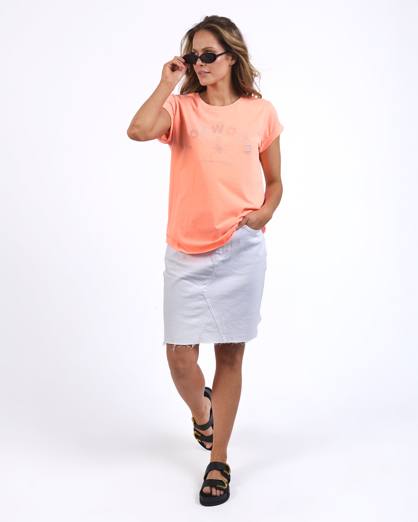 EFFORTLESS TEE NEON PEACH