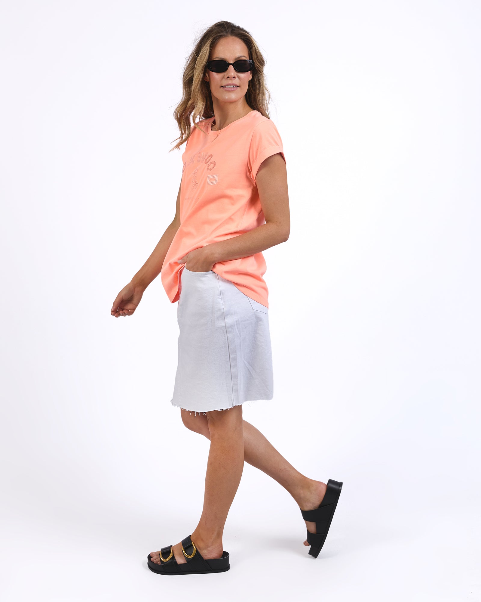 EFFORTLESS TEE NEON PEACH