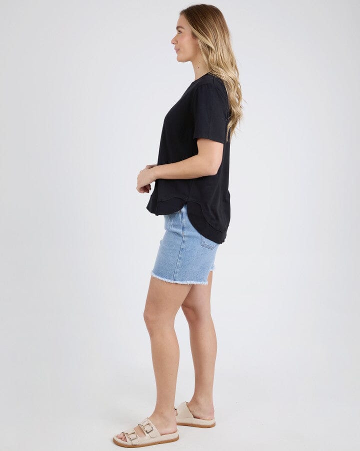 FARRAH SS TEE BLACK