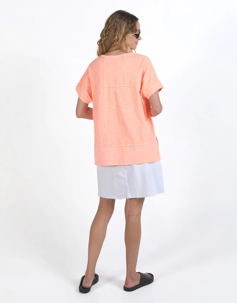 ALLISON TEE NEON PEACH