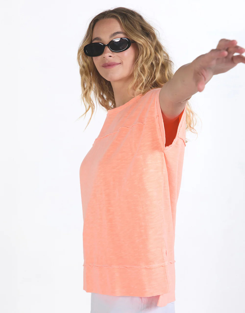 ALLISON TEE NEON PEACH