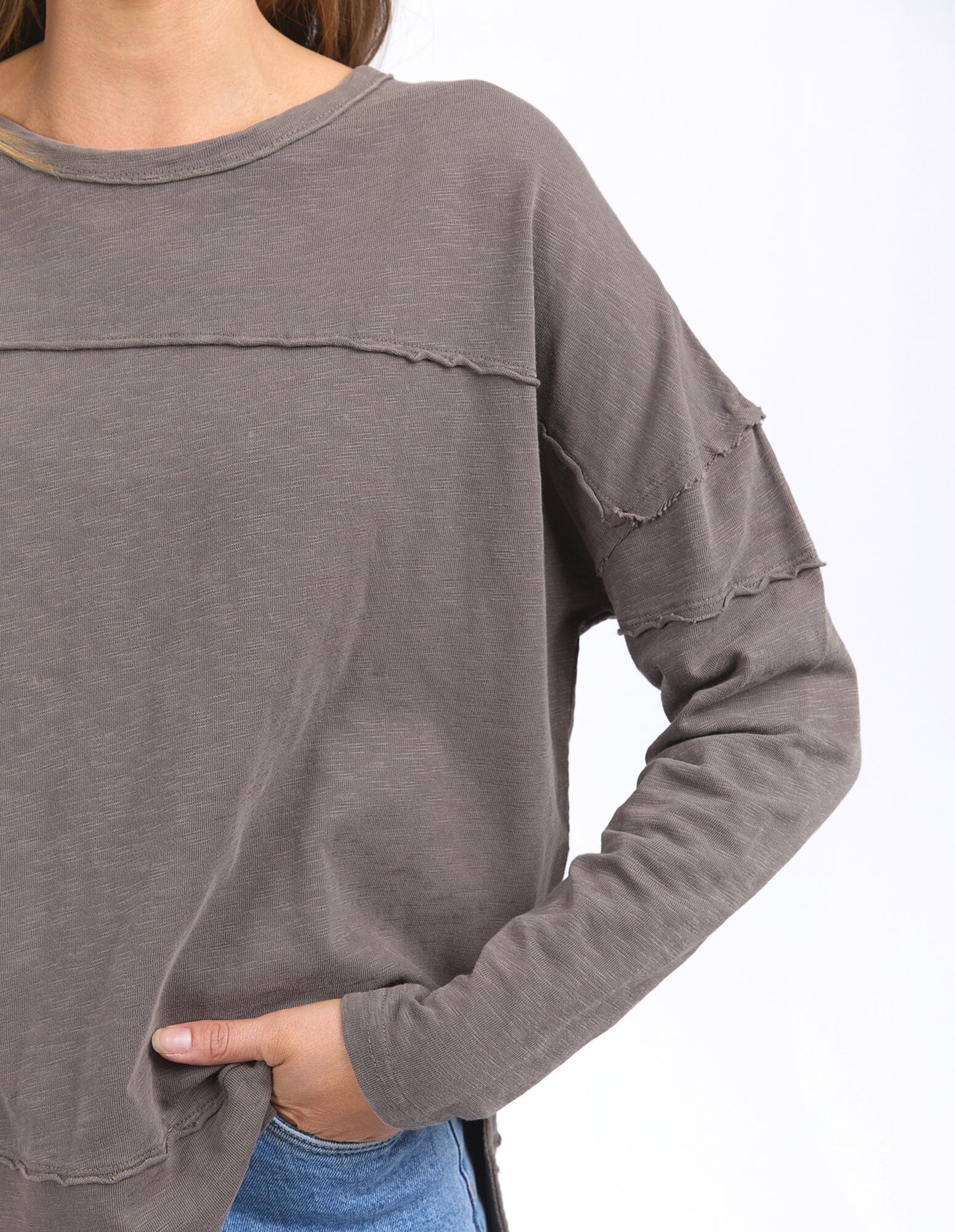 Jayne Throw On Top Stone Grey