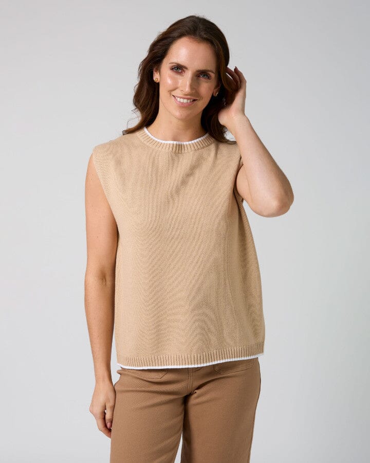 Jenni Vest Oat