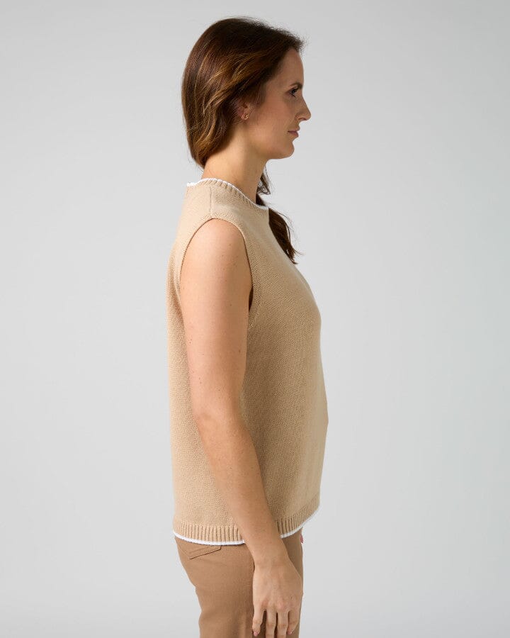 Jenni Vest Oat