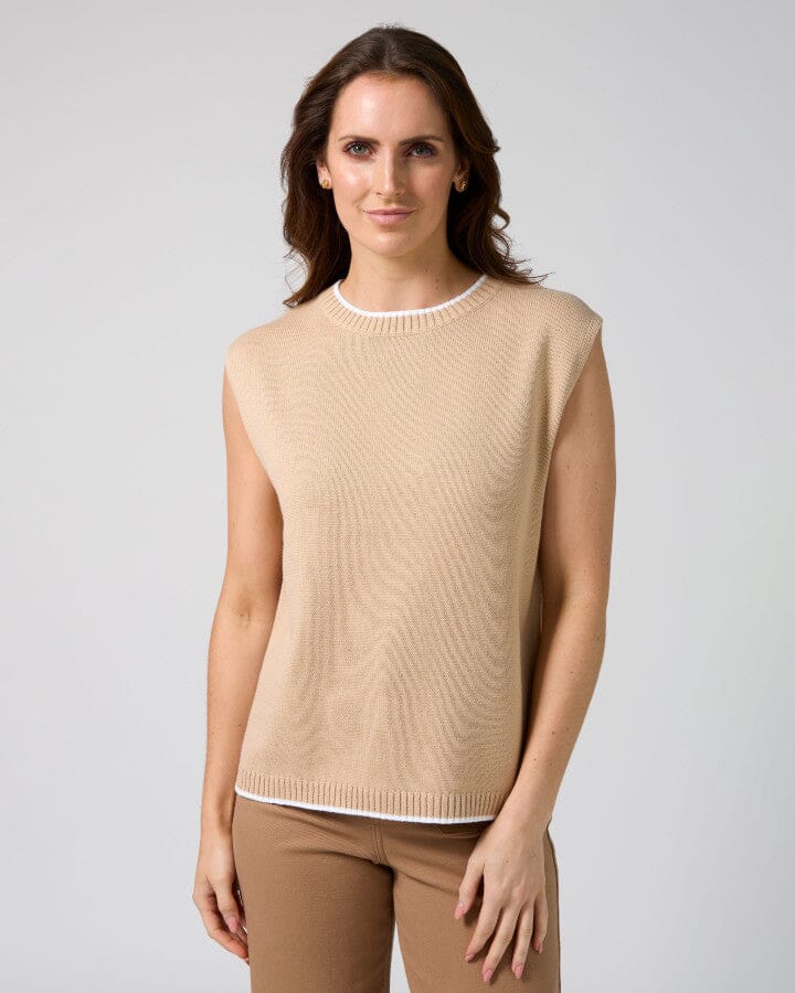 Jenni Vest Oat