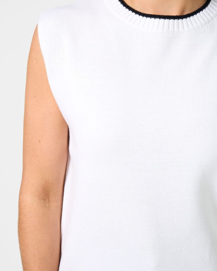 Jenni Vest White