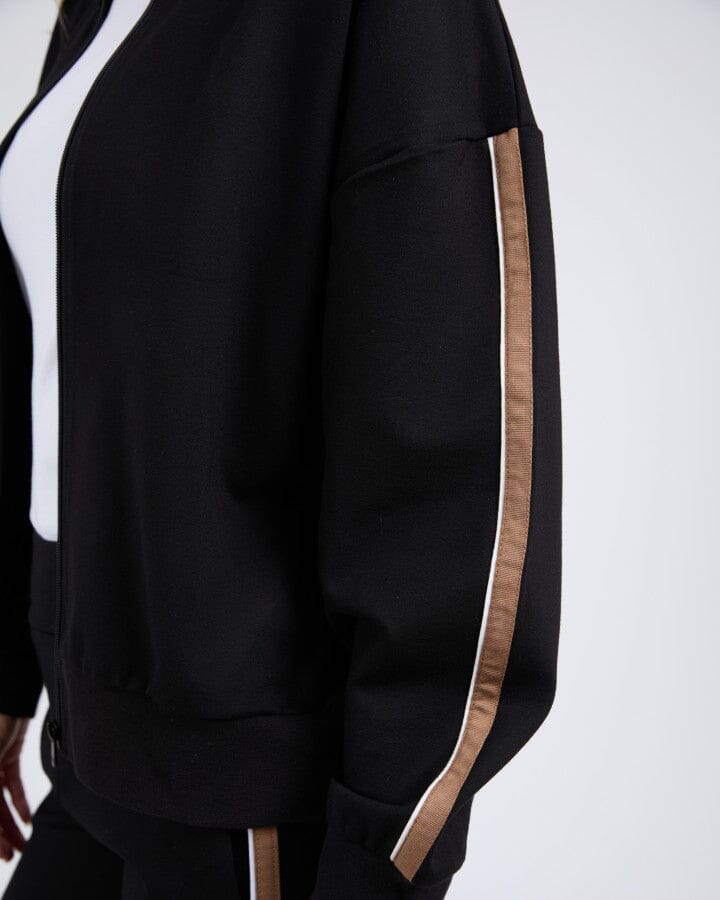 LONDON ZIP THRU BLACK