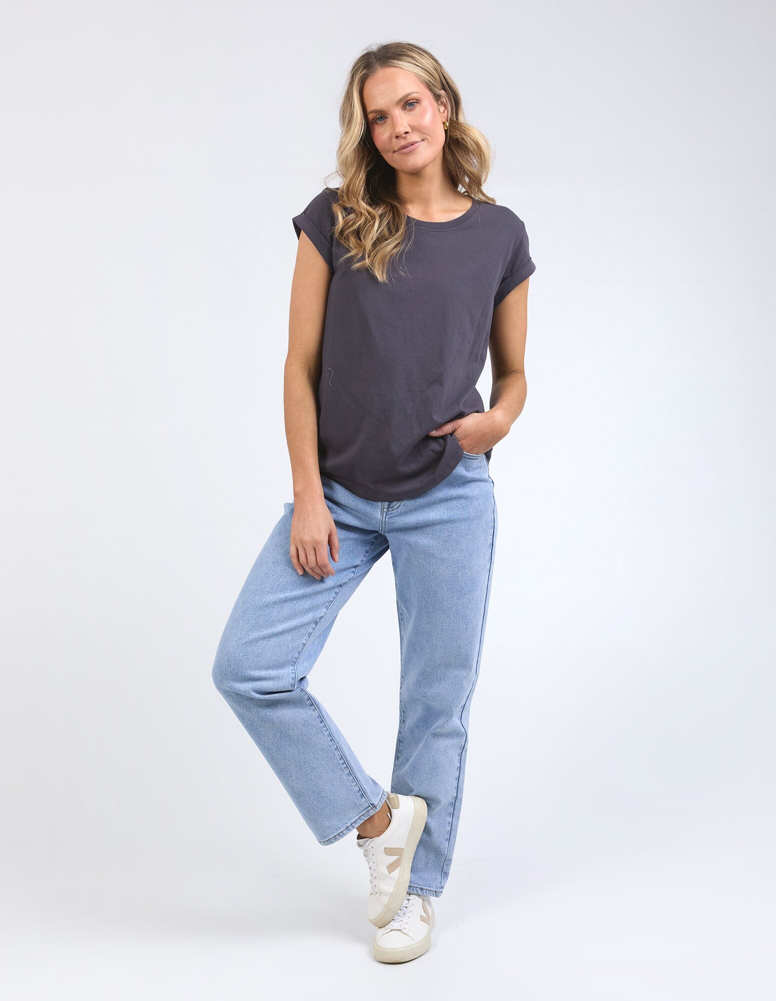 Manly Tee Coal