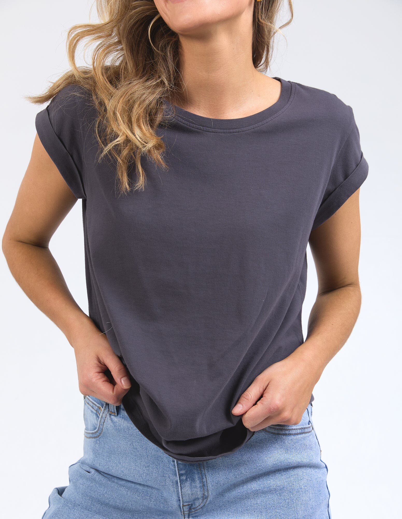 Manly Tee Coal