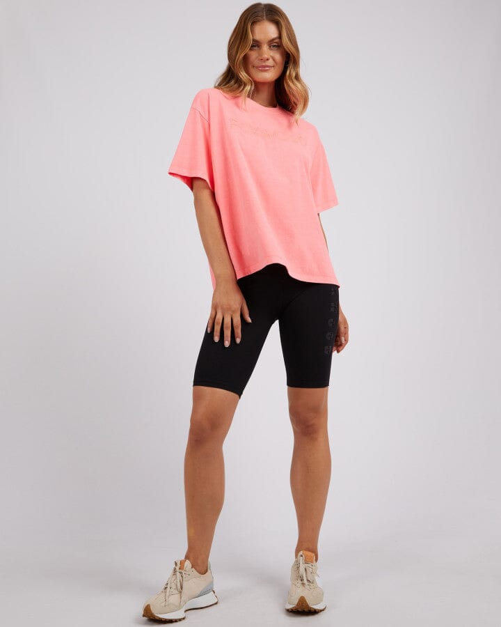 SIMPLIFIED TEE - NEON PINK