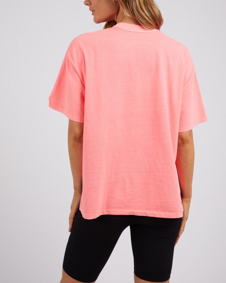 SIMPLIFIED TEE - NEON PINK