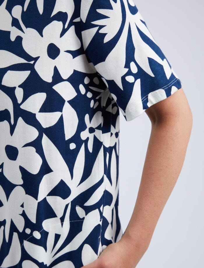 STENCIL FLORAL TEE DRESS