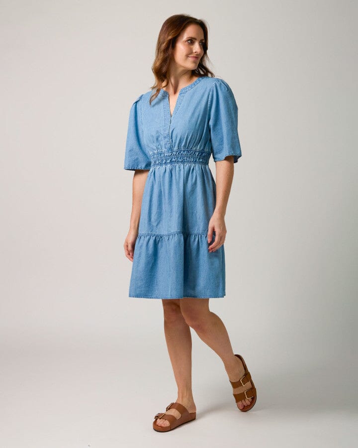 Vida Dress Light Wash